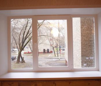 Изображение Окно в кирпичный дом